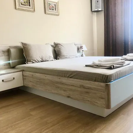 Апартаменти Корал * Kiten (Burgas)