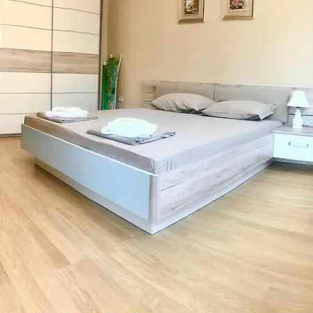 Апартаменти Корал Apartment *
