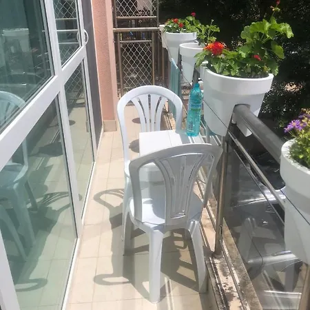 Апартаменти Корал Apartment Kiten (Burgas)