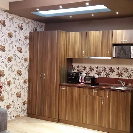 Апартаменти Корал * Kiten (Burgas)