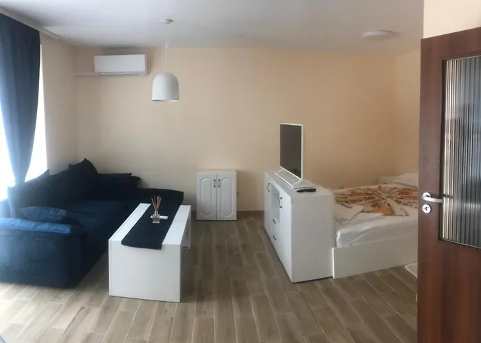 Apartman корал Kiten