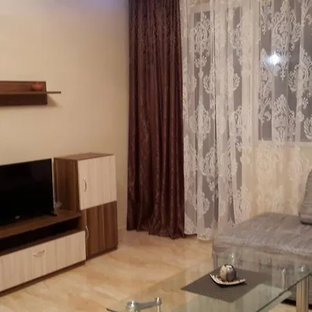 корал Apartment